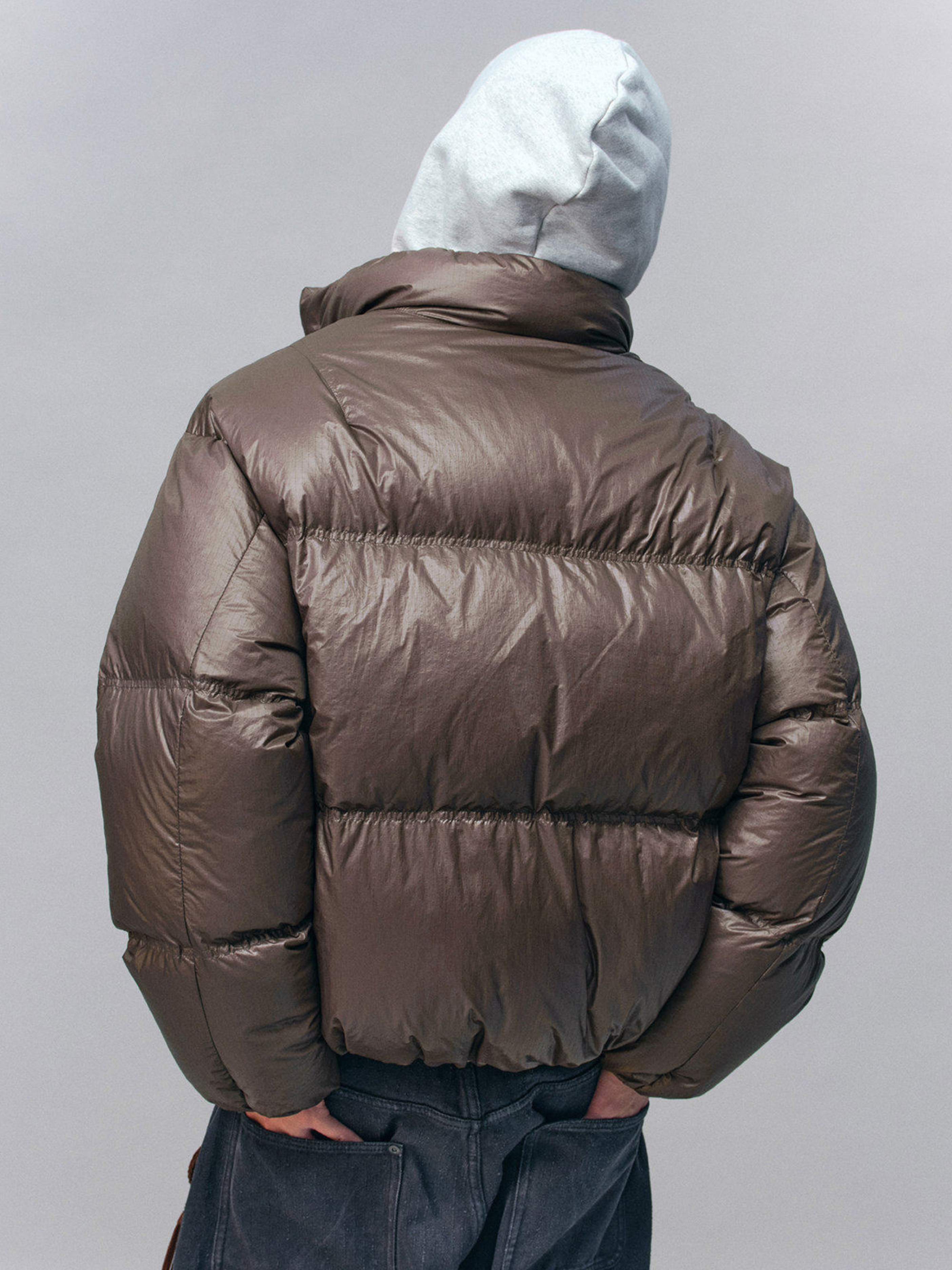 Frostwind - C6 Water-Repellent 90% White Duck Down Jacket