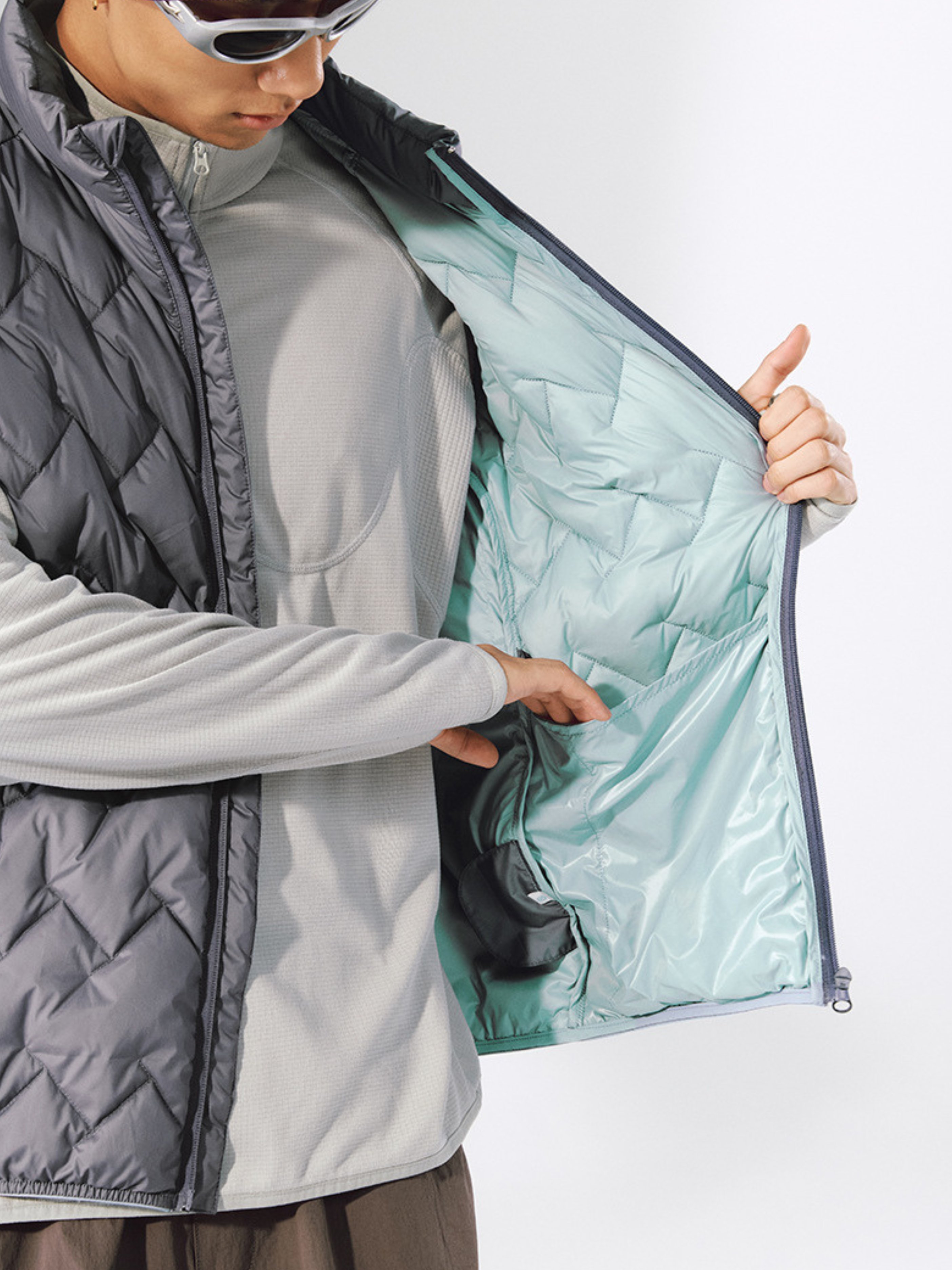 Wilderstone - 90% Down Lightweight Sorona® Down Vest