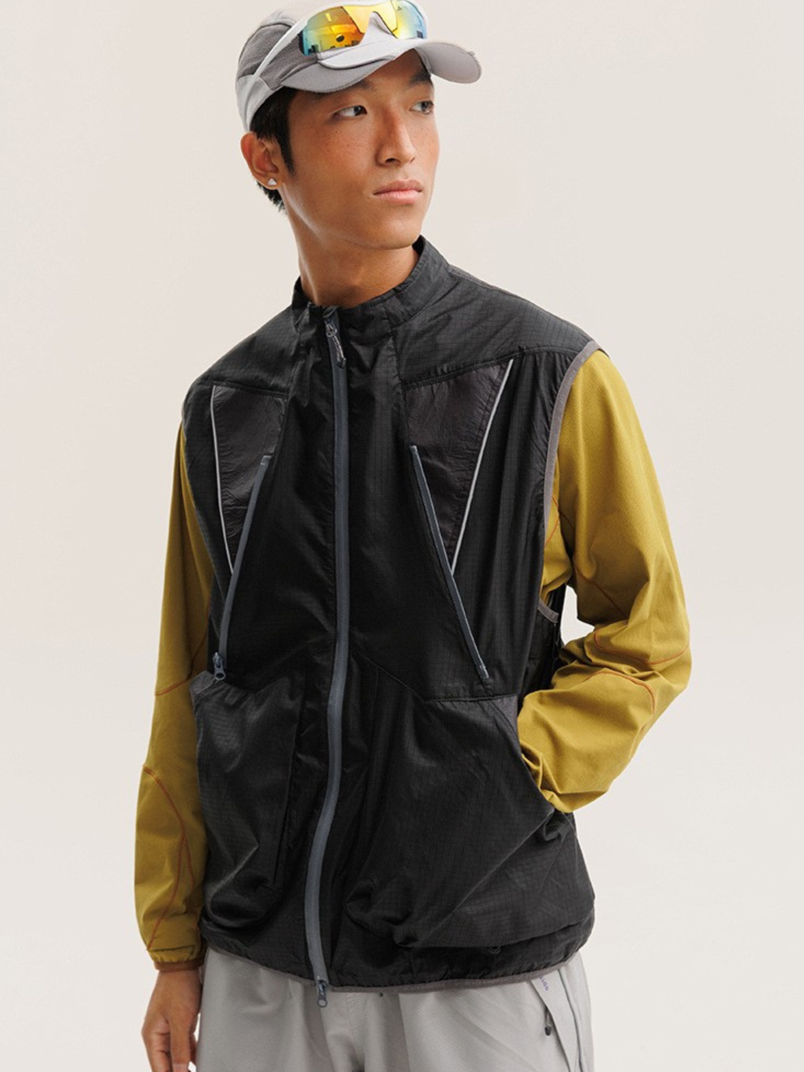GT ONE - Water-Repellent Detachable Shell Jacket