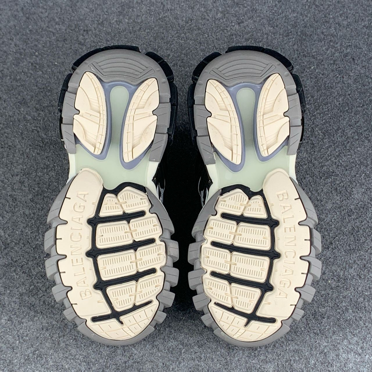 Balenciaga Track.2 Trainer 'Black White'